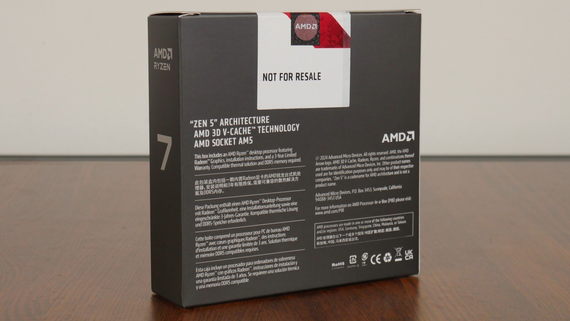 AMD Ryzen 7 9800X3D Packaging (Rear)