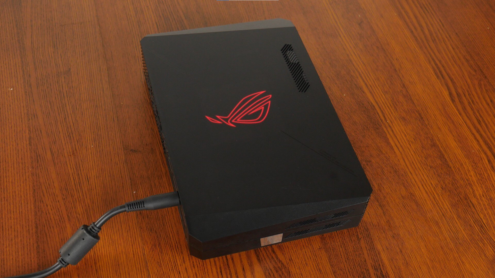 ASUS ROG NUC 970 Aesthetics (2)