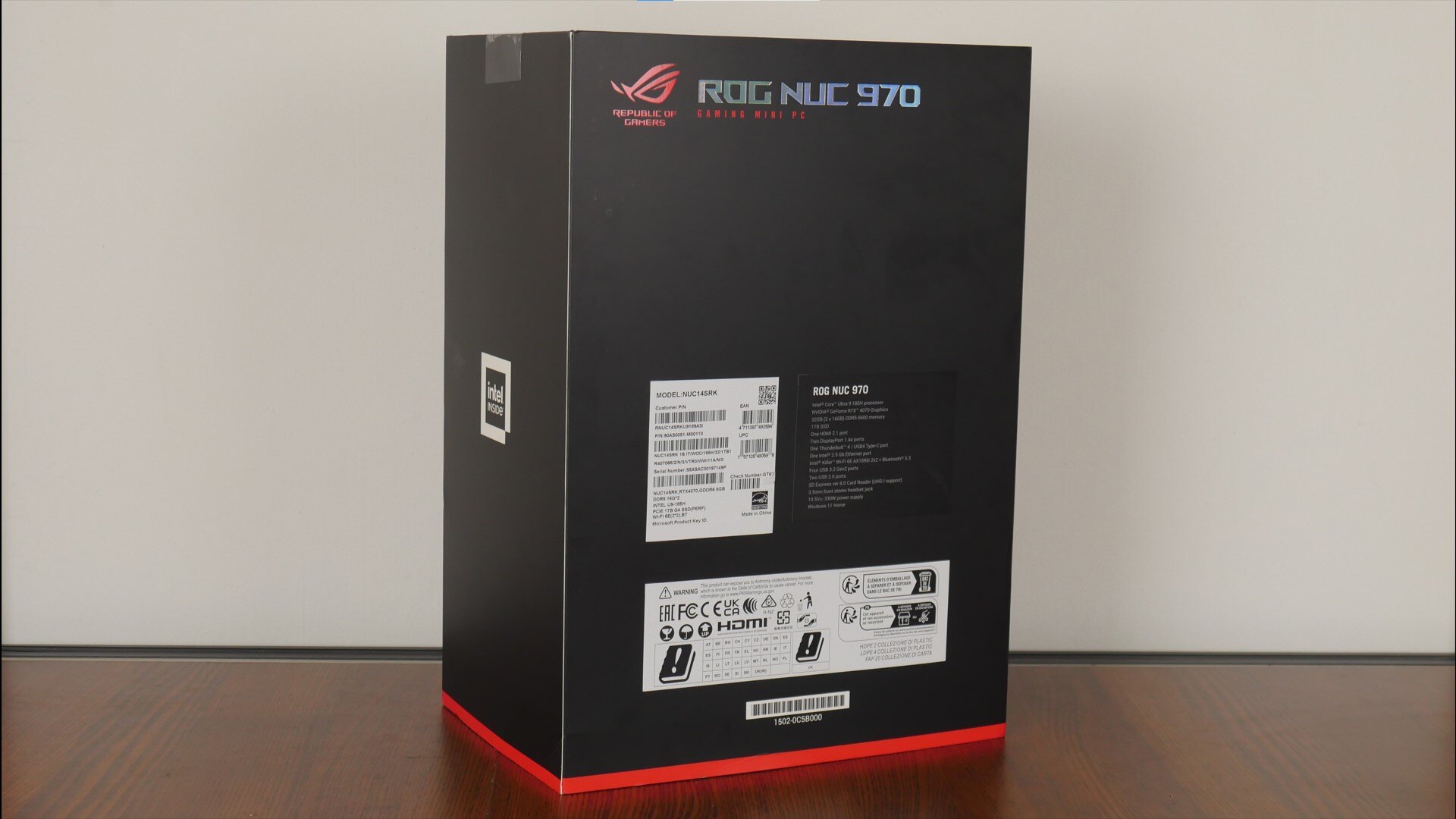 ASUS ROG NUC 970 Box (Rear)