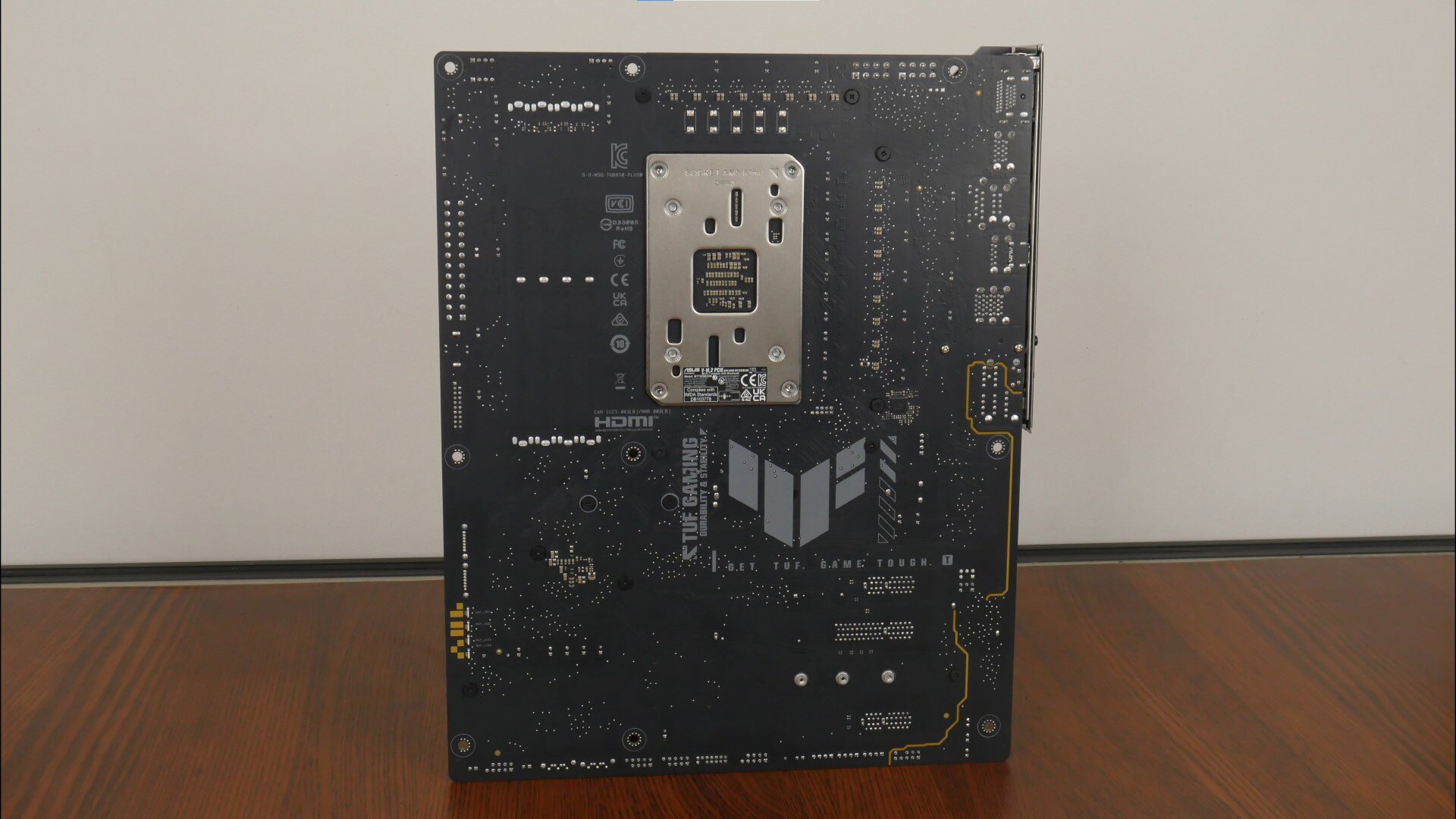 ASUS TUF Gaming B850-PLUS WIFI Aesthetics (Rear)