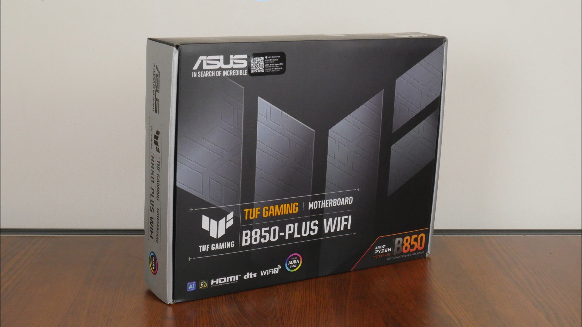 ASUS TUF Gaming B850-PLUS WIFI Packaging (Front)