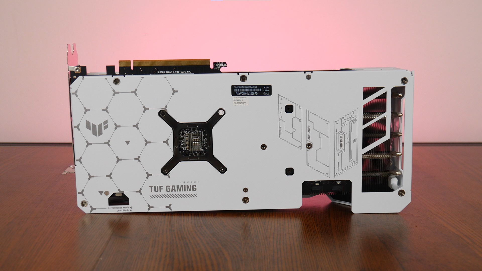 ASUS TUF Gaming Radeon RX 7800 XT White OC Edition 16GB GDDR6 Aesthetics (Rear)