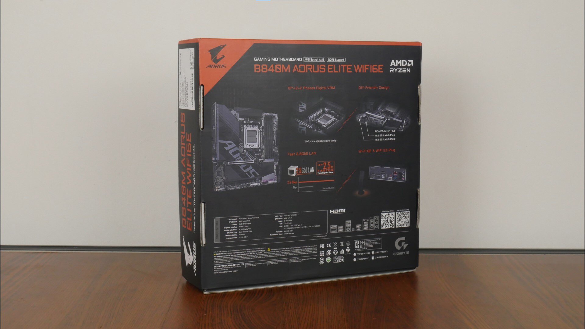 B840M AORUS ELITE WIFI6E Packaging (Rear)