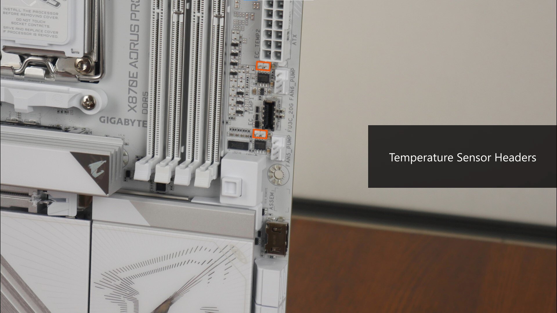 Gigabyte X870E AORUS PRO ICE Temperature Sensor Headers