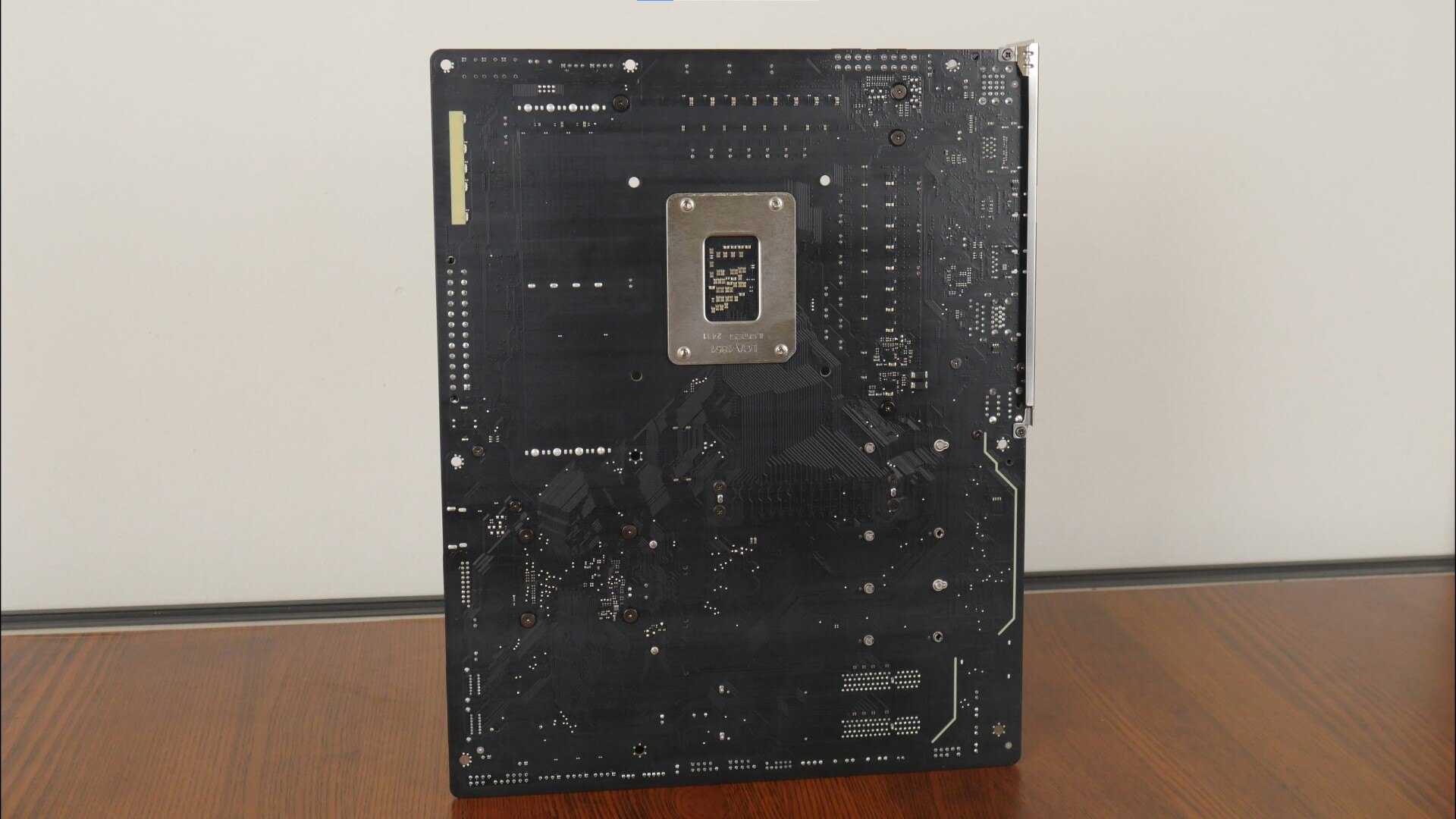 Gigabyte Z890 EAGLE WIFI7 Aesthetics (Rear)