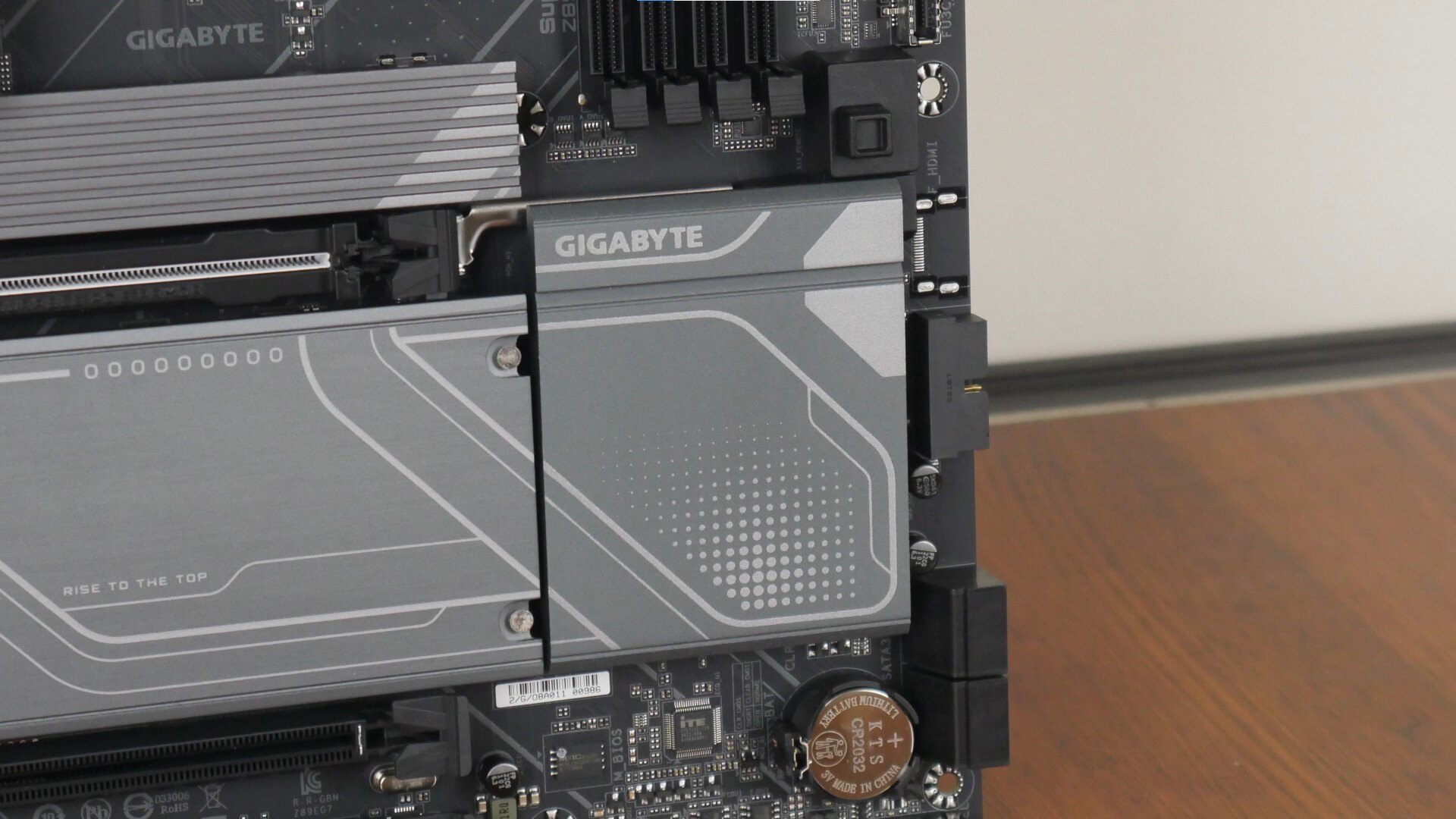 Gigabyte Z890 EAGLE WIFI7 Chipset Heatsink