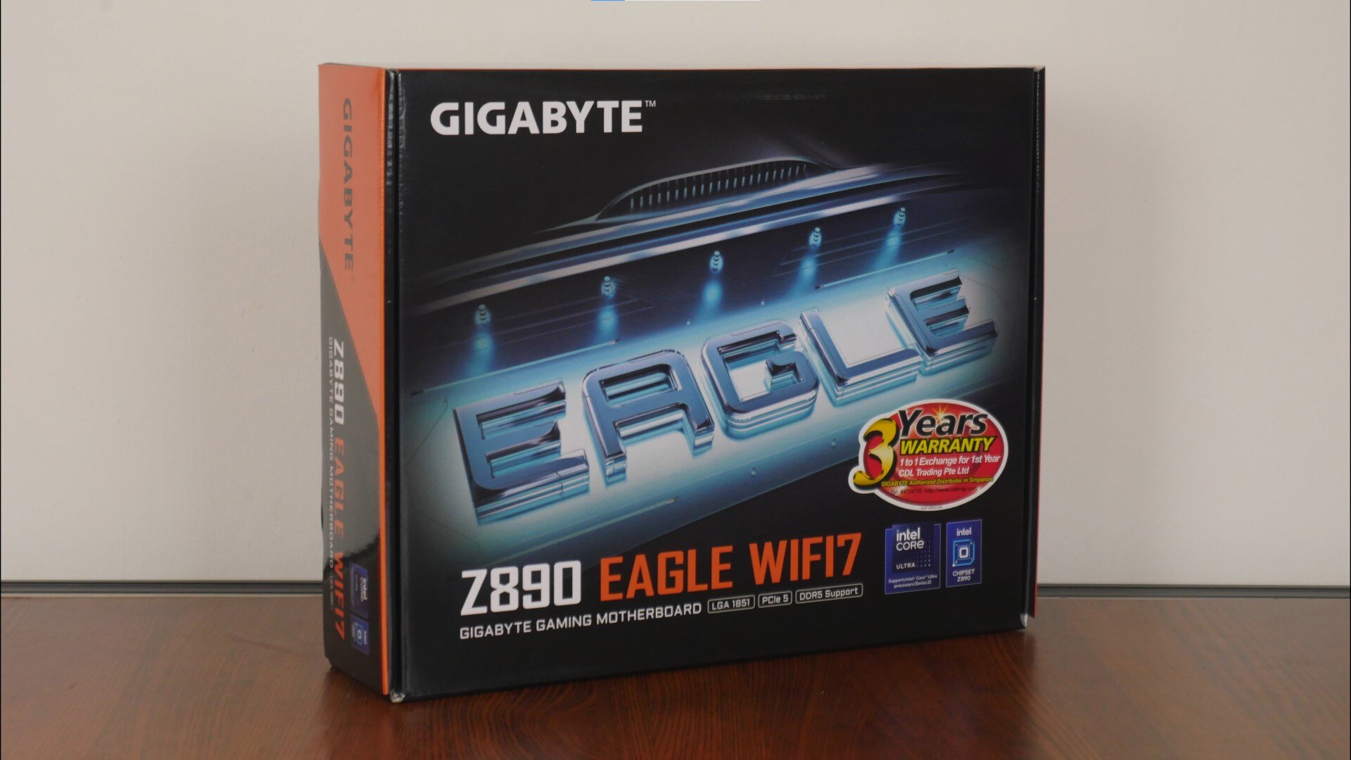 Gigabyte Z890 EAGLE WIFI7 Packaging (Front)