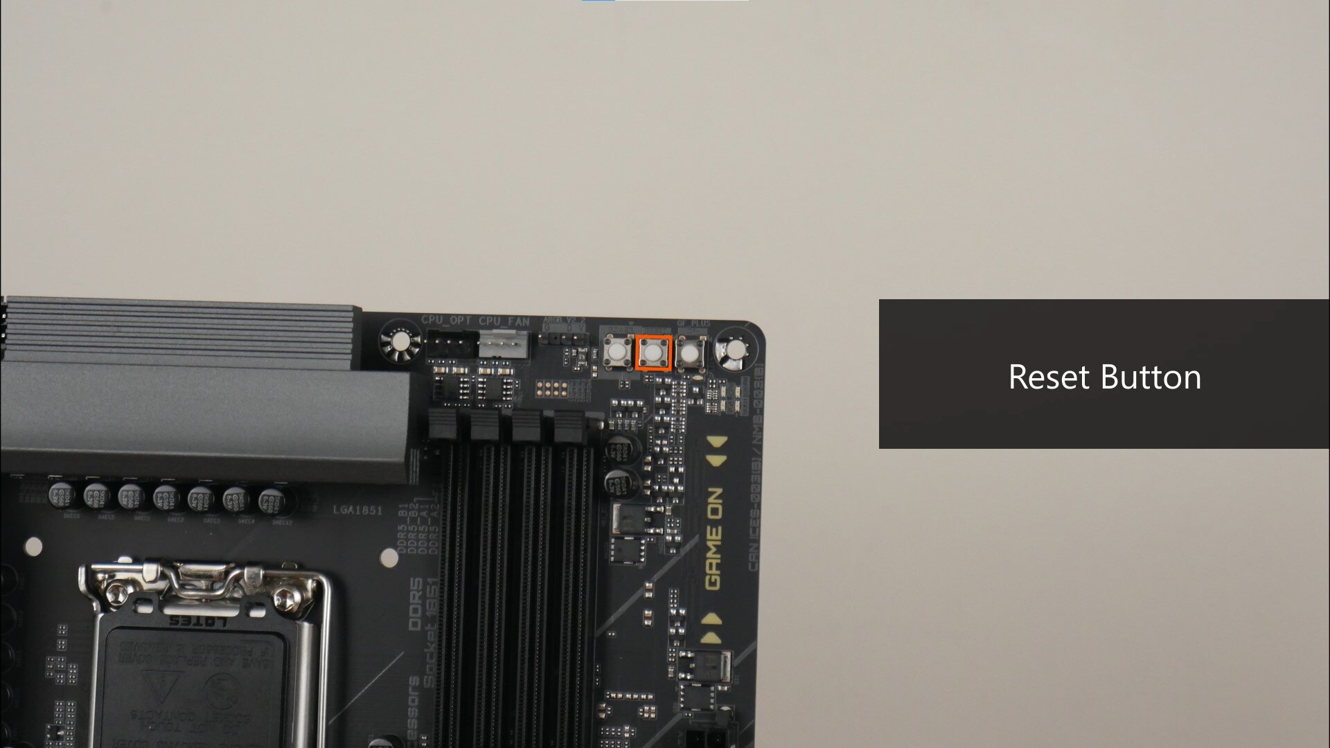 Gigabyte Z890 EAGLE WIFI7 Reset Button