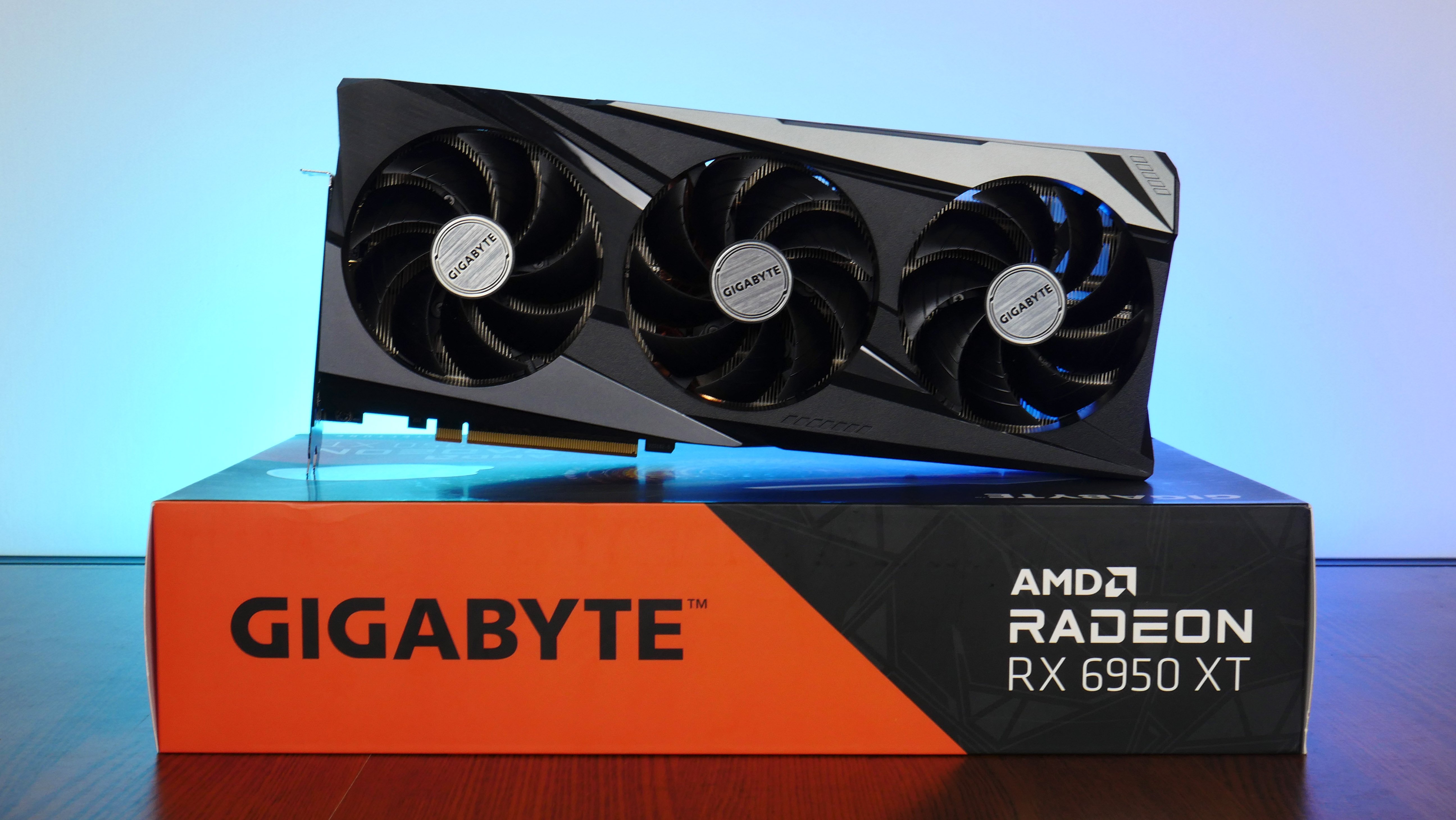 Gigabyte Radeon RX 6950 XT GAMING OC 16G Graphics Card - Unboxed
